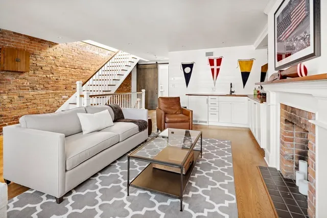 $7,500 | 140 Chandler Street, Unit 4, Boston, MA 02116