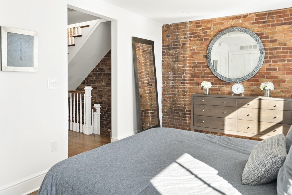 140 Chandler Street, Unit 4 Boston, MA 02116 - Photo 25 of 33