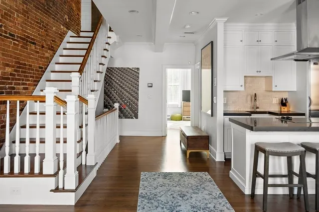 $7,500 | 140 Chandler Street, Unit 4, Boston, MA 02116