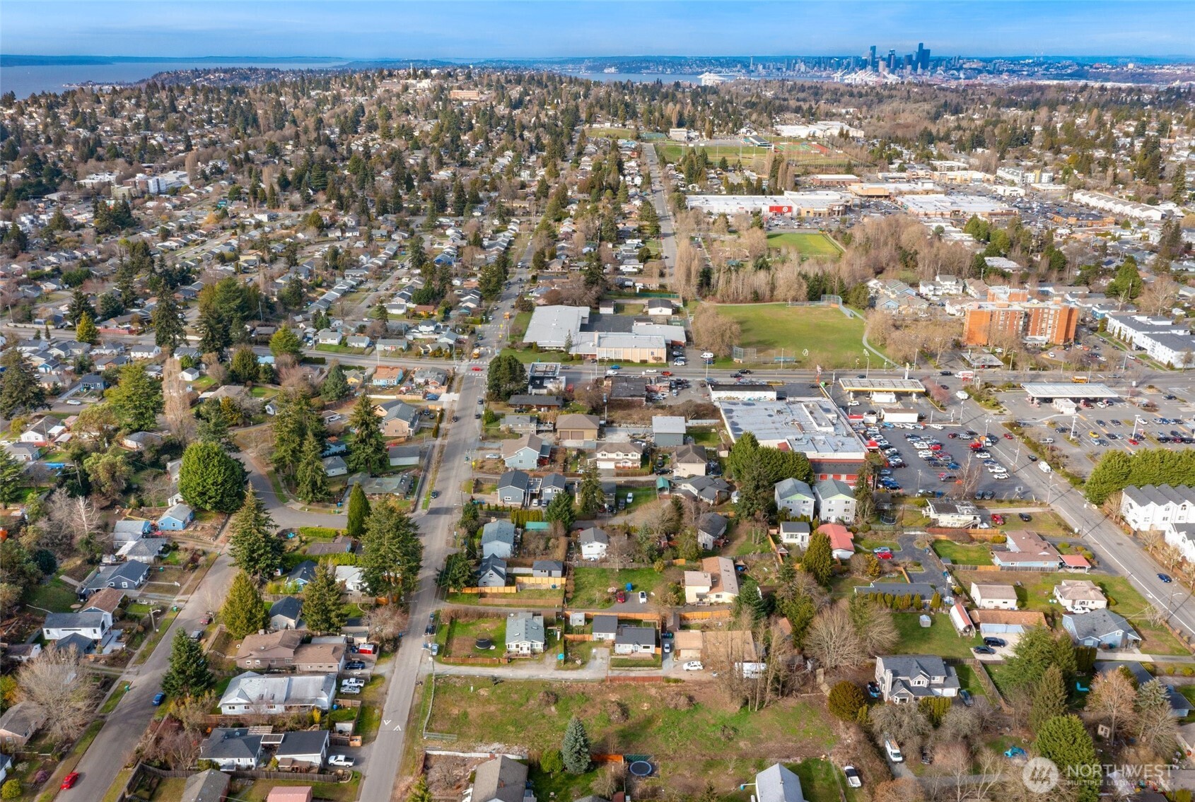 9806 30th Avenue Southwest Seattle, WA 98126 - Photo 14 of 15 a view of a city