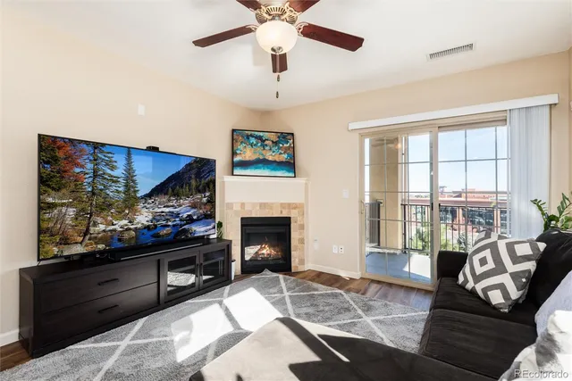 $432,500 | 1162 Rockhurst Drive, Unit 307, Highlands Ranch, CO 80129