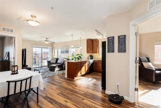 $432,500 | 1162 Rockhurst Drive, Unit 307, Highlands Ranch, CO 80129