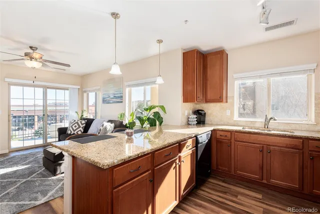 $432,500 | 1162 Rockhurst Drive, Unit 307, Highlands Ranch, CO 80129