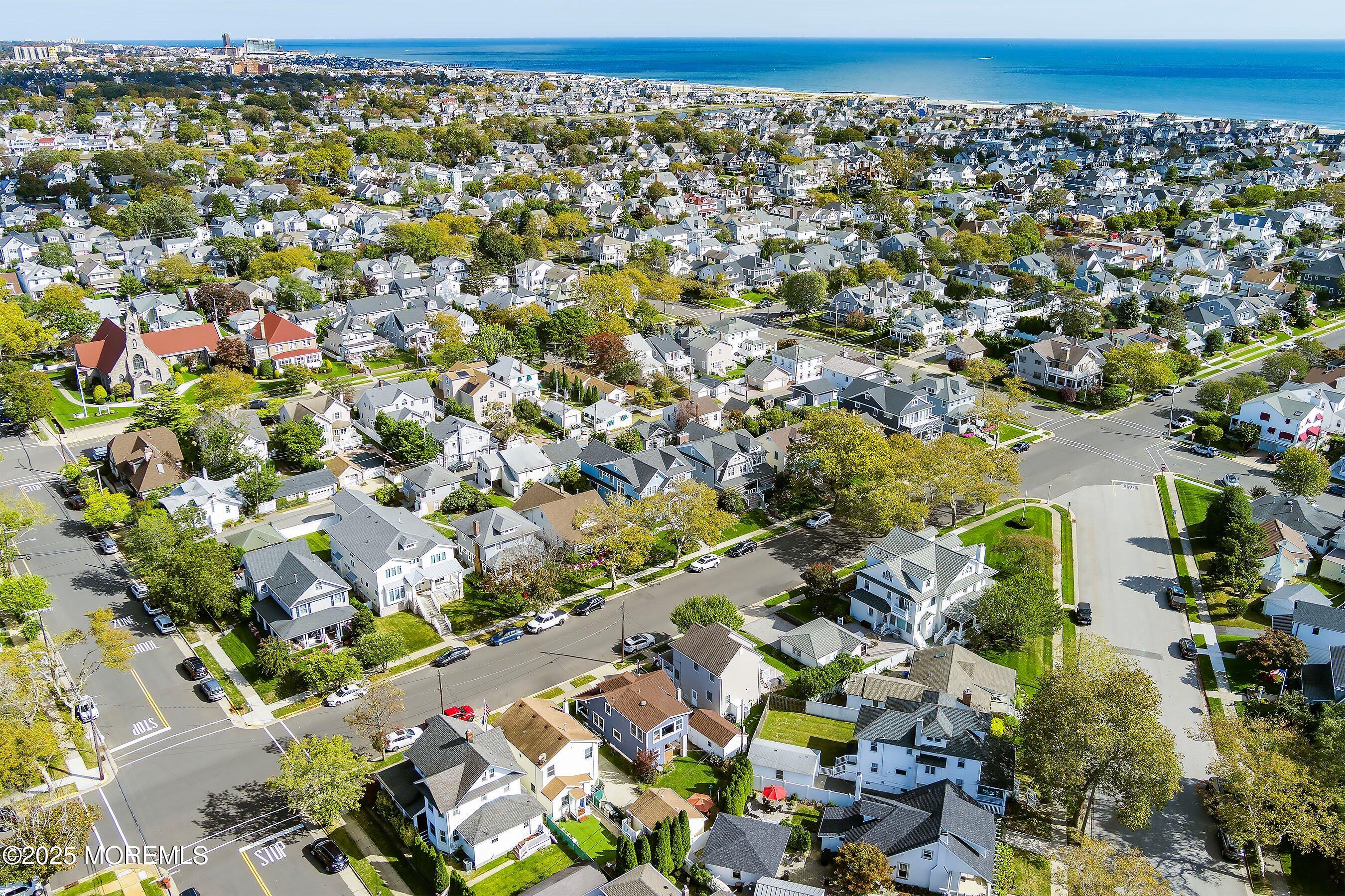 425 Washington Avenue Avon-by-the-Sea, NJ 07717 - Photo 36 of 41