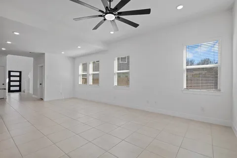 $365,000 | 19384 Poppy Vlg Circle, Magnolia, TX 77355