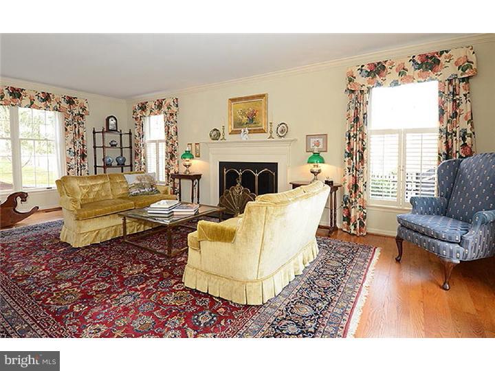 653 Thomas Jefferson Road Wayne, PA 19087 - Photo 5 of 22