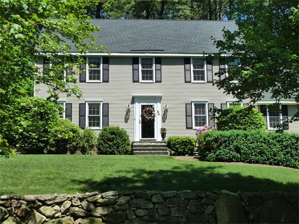 42 Huckleberry Road Hopkinton, MA 01748 - Photo 2 of 29 Gallery Image 2