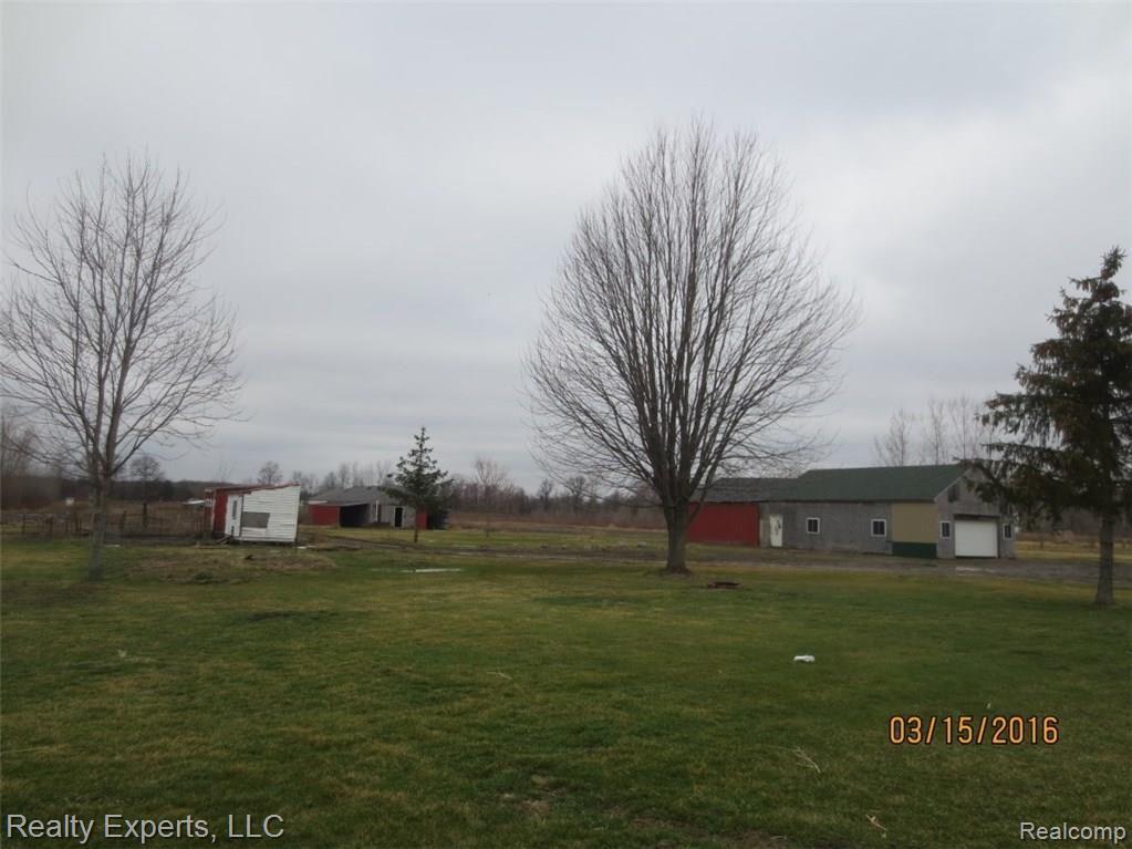 12501 Capernall Road Carleton, MI 48117 - Photo 10 of 11