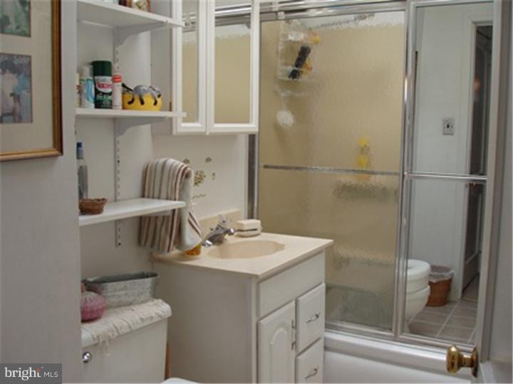 18 Downing Road Ewing, NJ 08628 - Photo 12 of 20 Bathroom