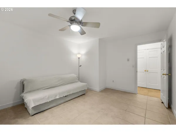 $210,000 | 20050 Snowdrop Court, Unit 1, West Linn, OR 97068
