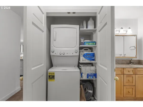 $210,000 | 20050 Snowdrop Court, Unit 1, West Linn, OR 97068