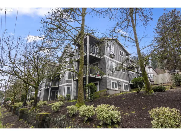$210,000 | 20050 Snowdrop Court, Unit 1, West Linn, OR 97068