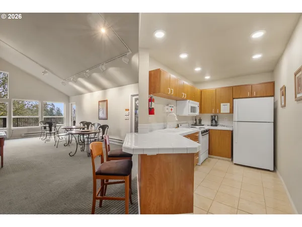 $210,000 | 20050 Snowdrop Court, Unit 1, West Linn, OR 97068