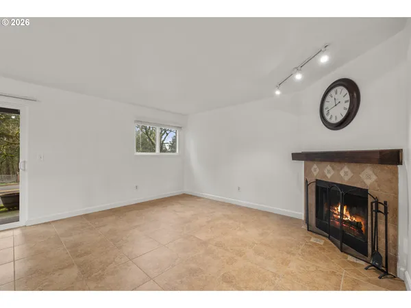 $210,000 | 20050 Snowdrop Court, Unit 1, West Linn, OR 97068