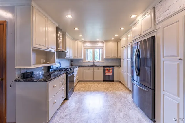 $264,900 | 673 Highway 28, Columbia, NY 13439