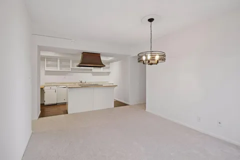 $219,000 | 6305 Colony Way, Unit 1A, Edina, MN 55435