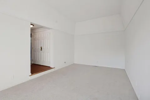 $209,900 | 6305 Colony Way, Unit 1A, Edina, MN 55435