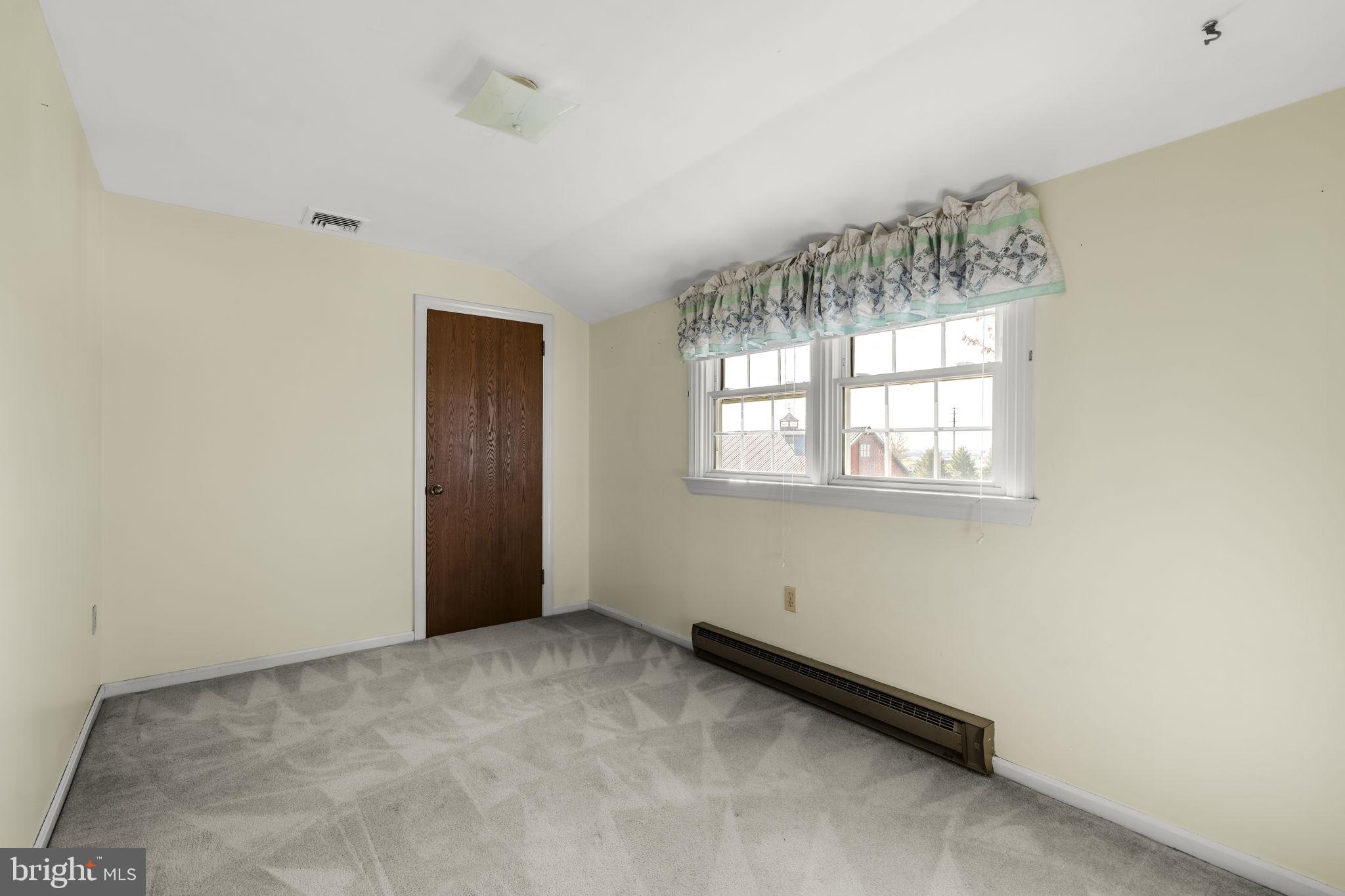 2 Arlin Circle Lititz, PA 17543 - Photo 28 of 50 an empty room with windows