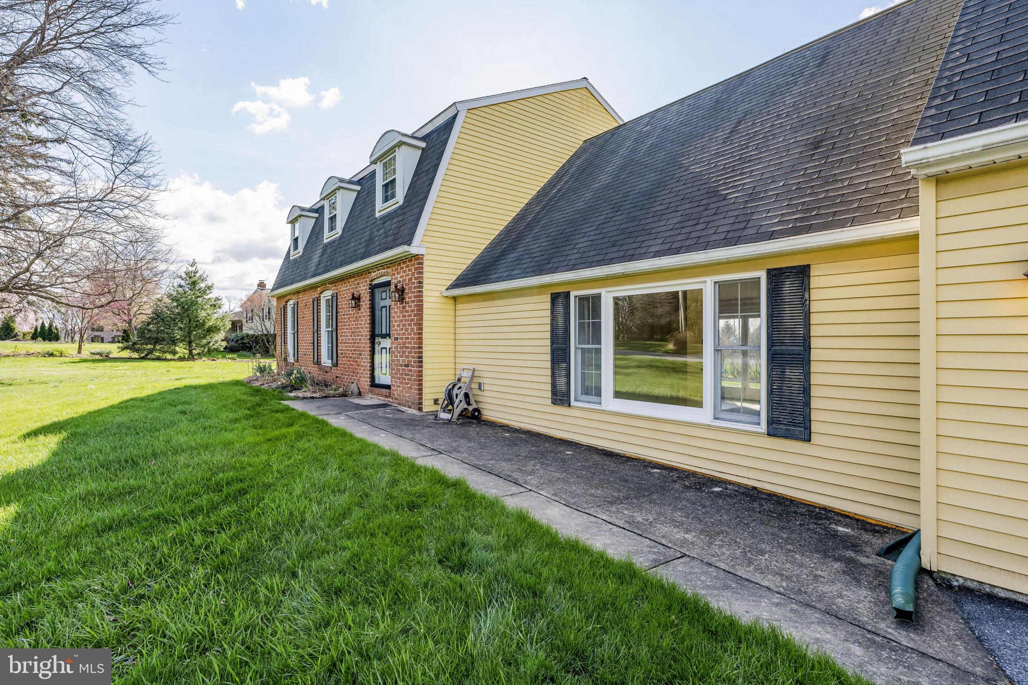 2 Arlin Circle Lititz, PA 17543 - Photo 40 of 50 a front view of a house with garden