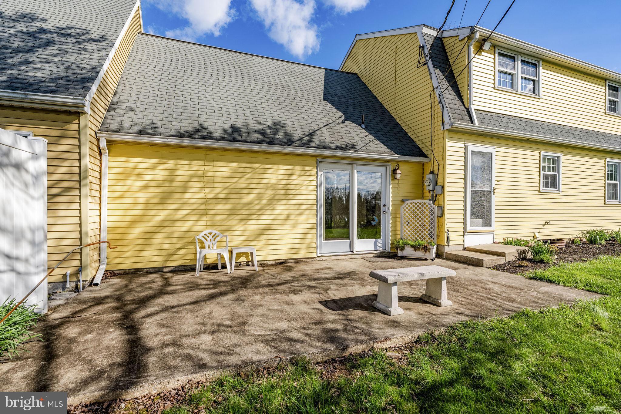 2 Arlin Circle Lititz, PA 17543 - Photo 42 of 50 a front view of a house with outdoor seating