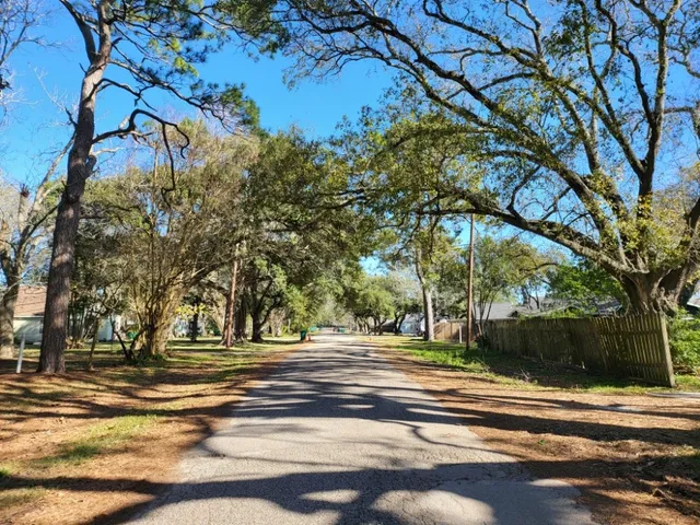 $49,900 | 1128 Hathaway Street, La Marque, TX 77568