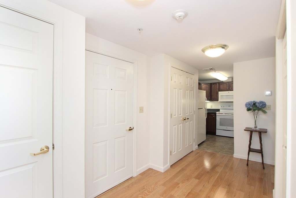 18 West Road, Unit 214 Orleans, MA 02653 - Photo 10 of 40 Gallery Image 10