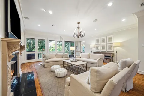 $2,895,000 | 5602 Indian Circle, Houston, TX 77056