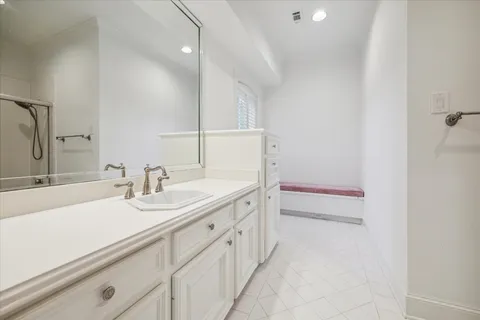 $2,795,000 | 5602 Indian Circle, Houston, TX 77056