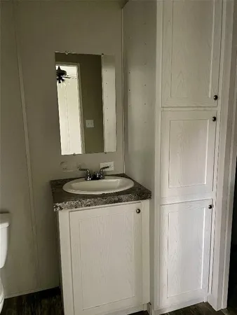 $1,250 | 2600 Horn Road, Unit 12, Bay City, TX 77414