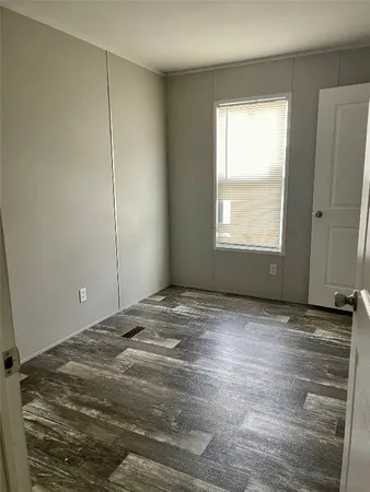 $1,250 | 2600 Horn Road, Unit 12, Bay City, TX 77414