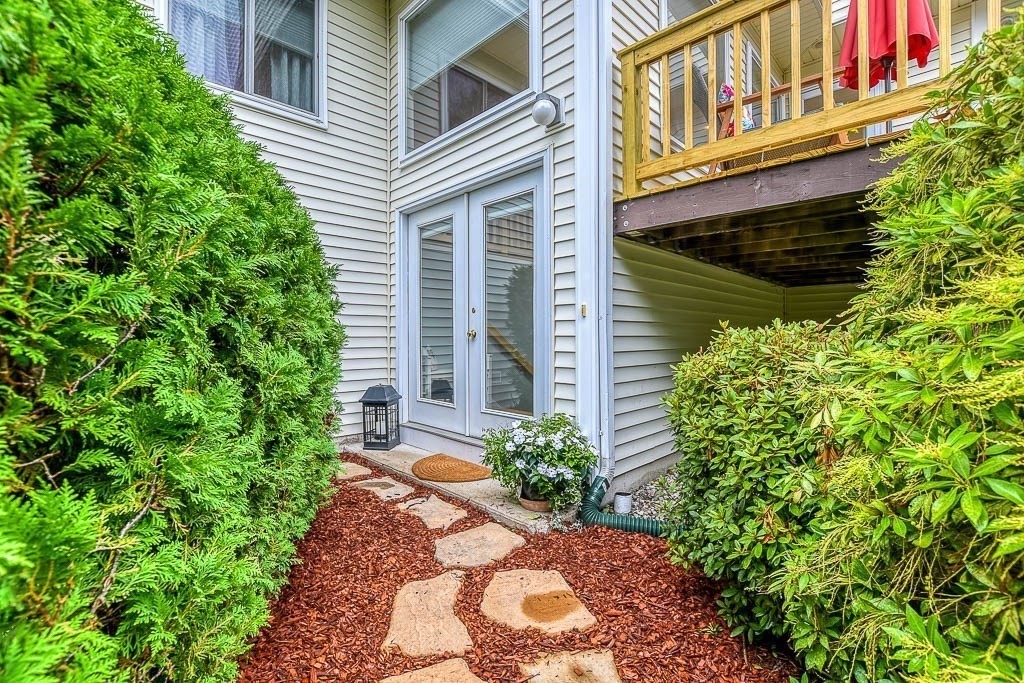 1303 Old Bridge Lane, Unit 1303 Bellingham, MA 02019 - Photo 4 of 40