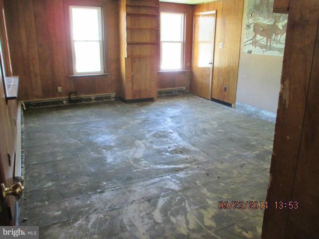 22927 Cavetown Church Road Smithsburg, MD 21783 - Photo 8 of 13 Interior (General)