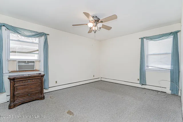 $799,999 | 11 Denton Place | South New York