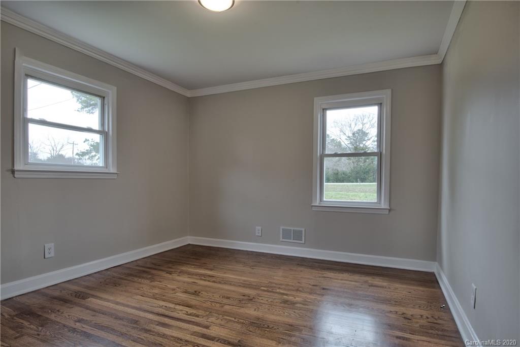 2535 Hickory Grove Road Gastonia, NC 28056 - Photo 14 of 18 Gallery Image 14