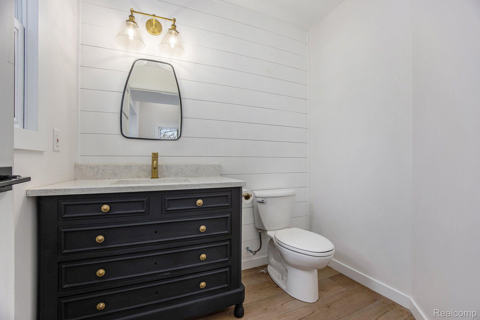 3720 Gregory Road Lake Orion, MI 48359 - Photo 17 of 49 Gallery Image 17