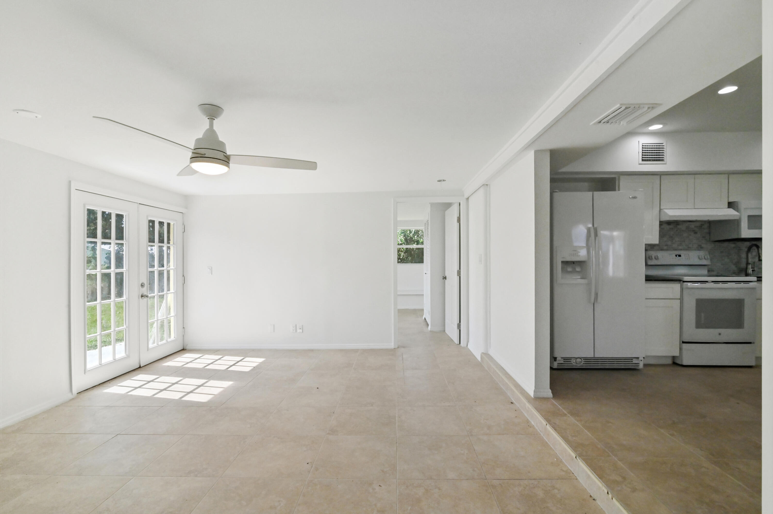 910 Northwest Fork Road Stuart, FL 34994 - Photo 12 of 27 12 diningroom 01