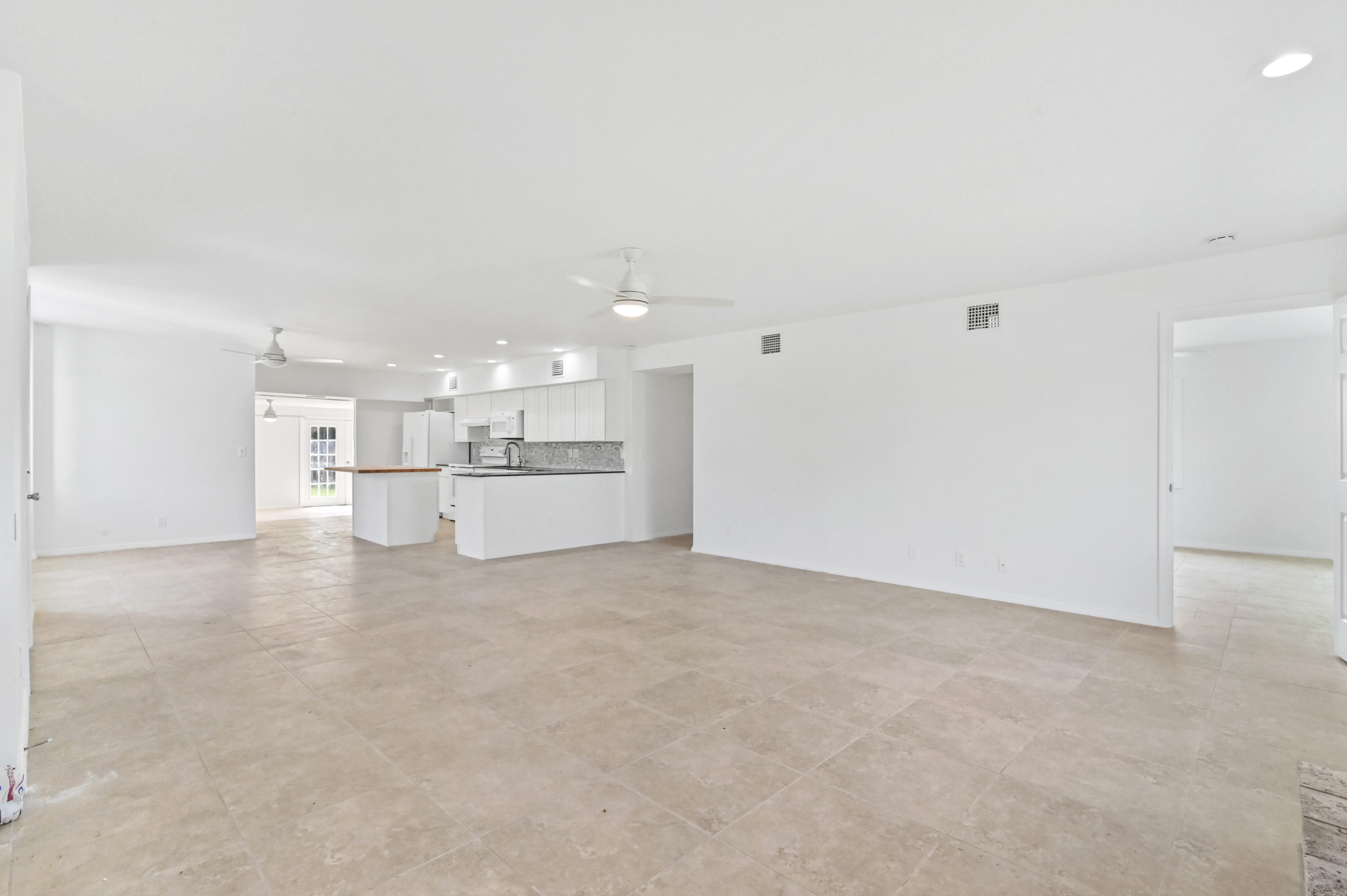 06 livingroom 04