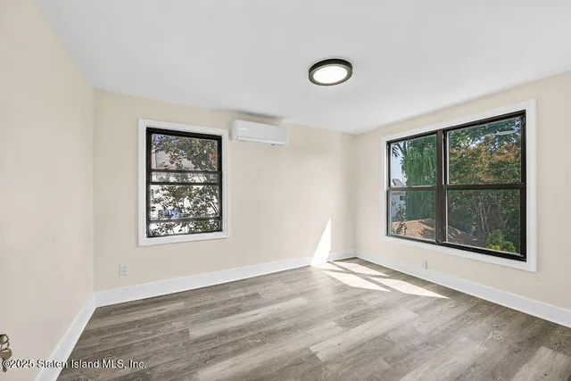 $750,000 | 53 South Avenue | Mariners Harbor