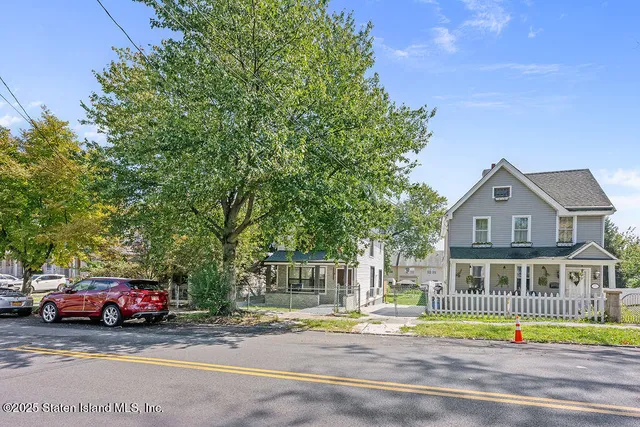 $750,000 | 53 South Avenue | Mariners Harbor