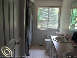 400 Keddle Road Howell, MI 48843 - Photo 23 of 23 photosCACOY4T4.jpg
