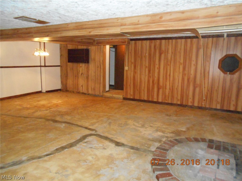 2002 Tallmadge Road Kent, OH 44240 - Photo 6 of 16 Gallery Image 6