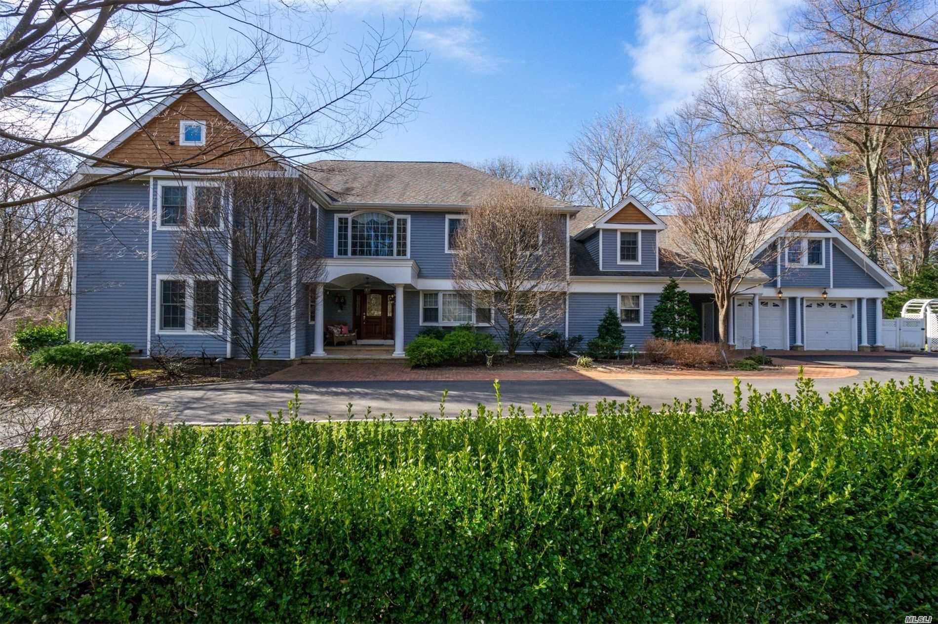 28 Shady Lane, Syosset, NY 11791 Compass