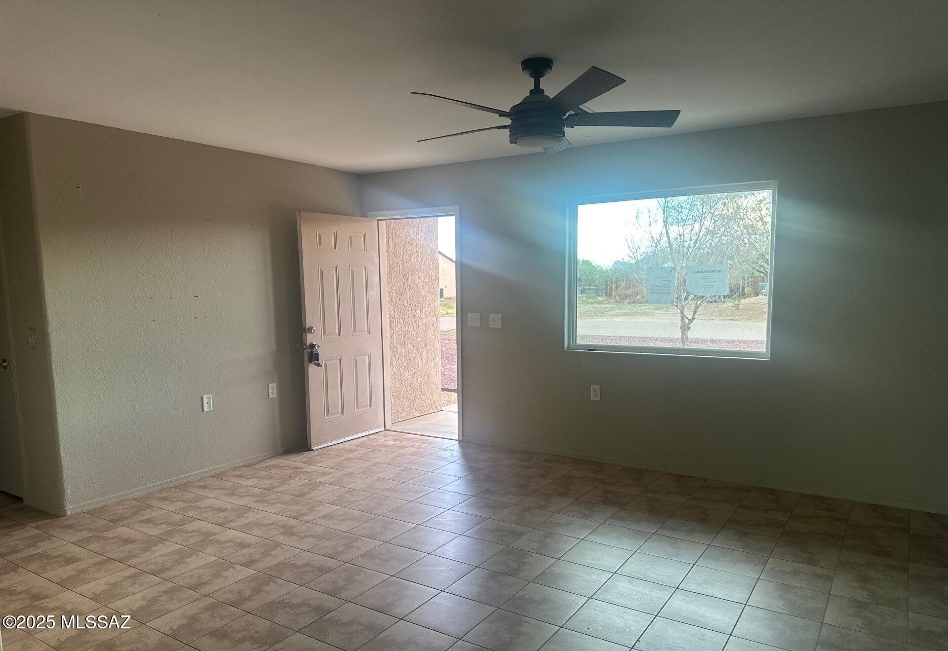 5065 North Sabi Road Marana, AZ 85653 - Photo 4 of 22