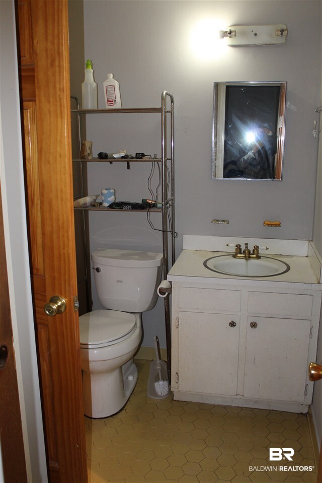 548 Cortez Street Creola, AL 36525 - Photo 8 of 16 Full Bath