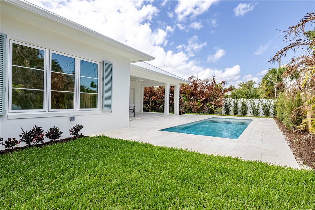 775 Acacia Road Vero Beach, FL 32963 - Photo 29 of 35