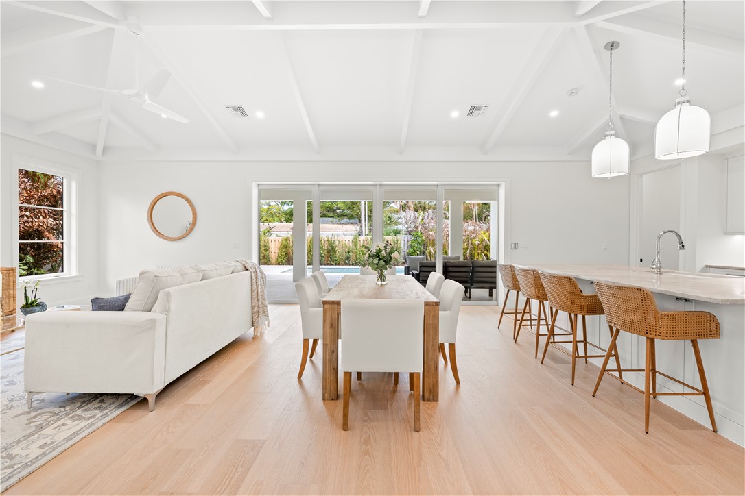 775 Acacia Road Vero Beach, FL 32963 - Photo 9 of 35