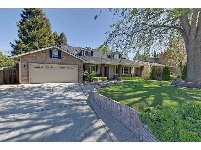 8760 Learnard Way Gilroy, CA 95020 - Photo 2 of 23 Gallery Image 2