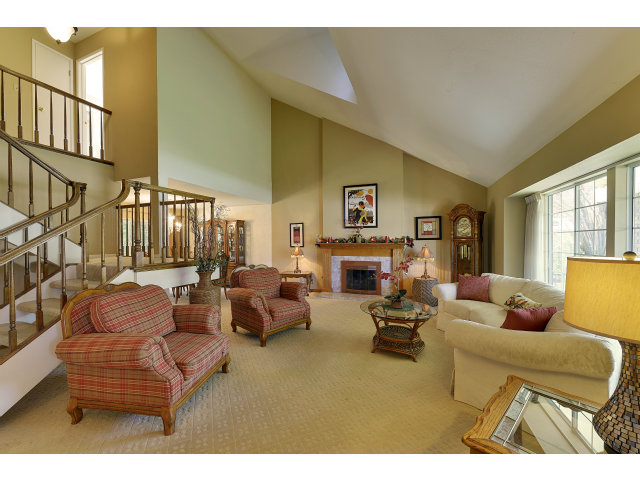 8760 Learnard Way Gilroy, CA 95020 - Photo 6 of 23 Gallery Image 6