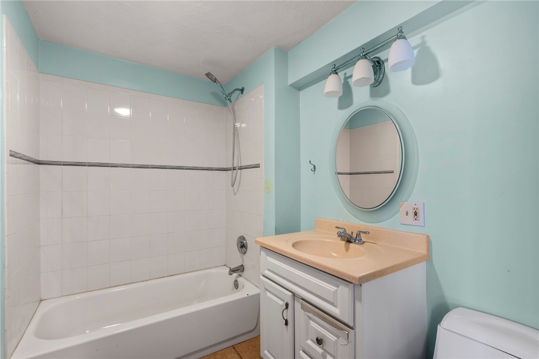 33 Rocky Hill Road Scituate, RI 02857 - Photo 32 of 49