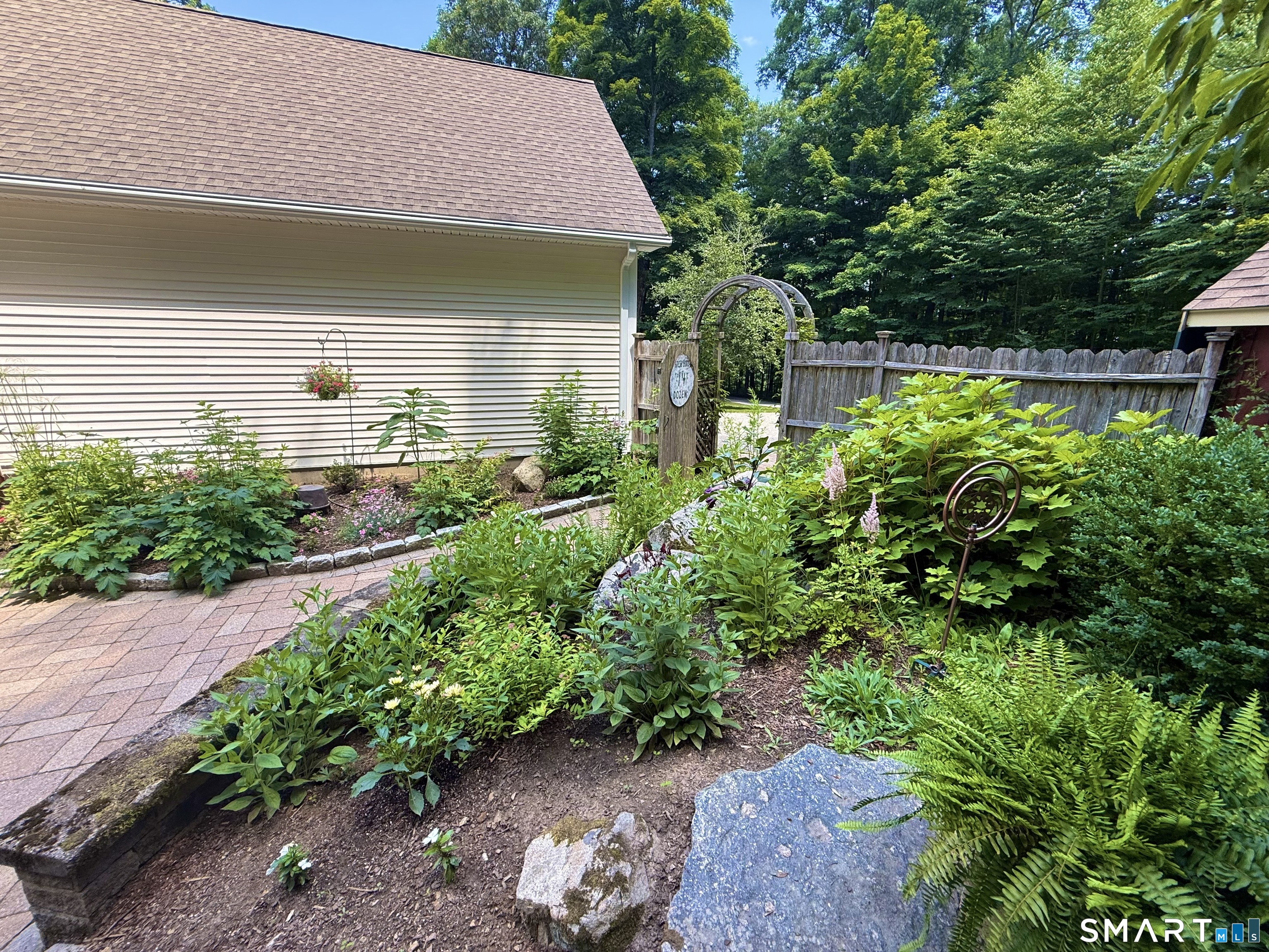 391 Squaw Hollow Road Ashford, CT 06278 - Photo 7 of 40 Gallery Image 7